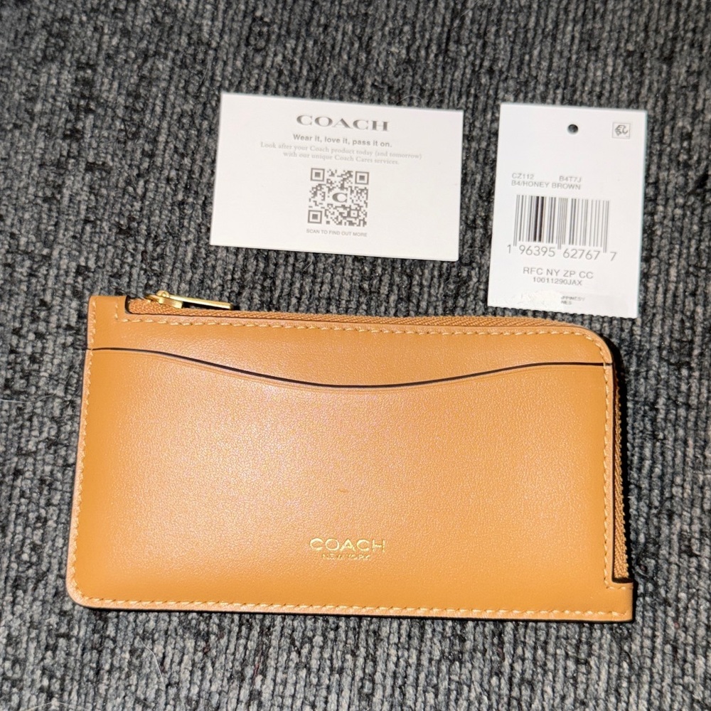 Coach New York Zip Card Case Wallet Brass/Honey Brown Refined Calf Leather NWT
